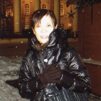 2013.12 モスクワボリショイ劇場の前、雪降る中で