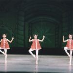 「胡桃割り人形」より中国