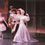 終曲 結ばれた2人を祝う王と王妃