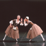 糸つむぎの踊り