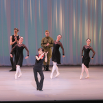 皆でホタを踊る